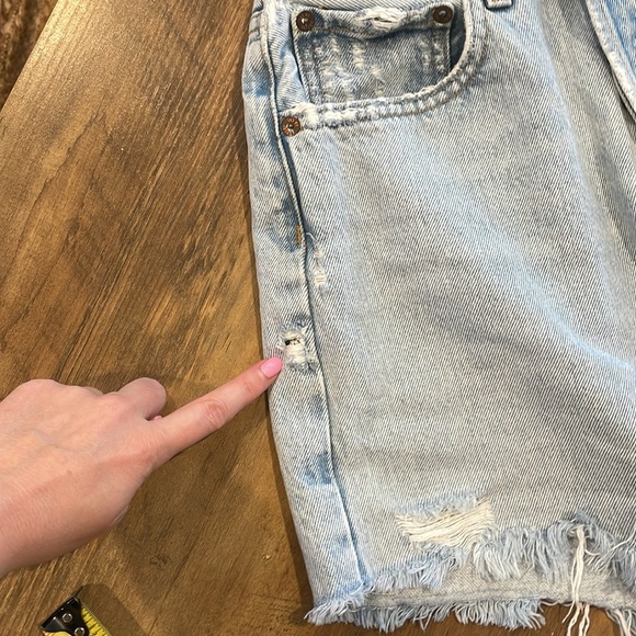 AGOLDE Riley Short - Picture 15 of 16